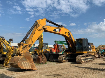 Excavator pe şenile CATERPILLAR 336D2