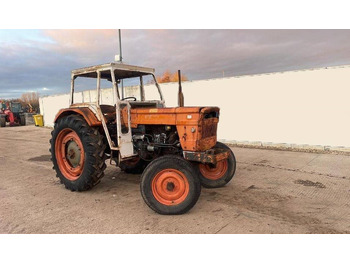 Tractor agricol FIAT