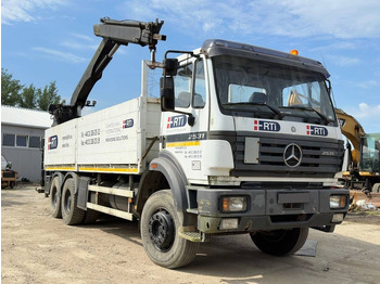 Camion cu macara MERCEDES-BENZ