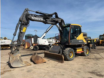 Excavator pe roţi VOLVO