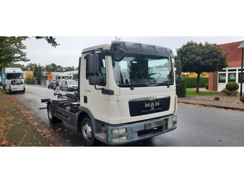 Camion cu cârlig MAN TGL 8.220