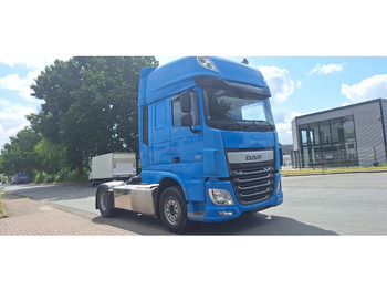 Cap tractor DAF XF 106 460