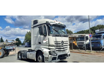 Cap tractor MERCEDES-BENZ Actros 1843