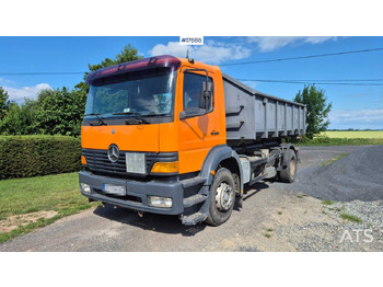 Camion cu cârlig MERCEDES-BENZ