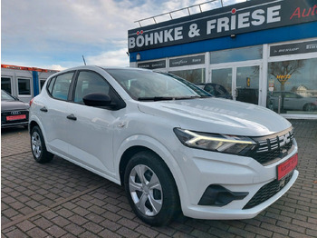 Berlină/ Sedan DACIA