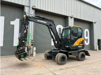 Excavator pe roţi HYUNDAI