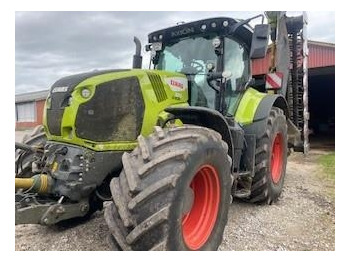 Tractor agricol CLAAS Axion 870