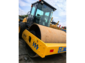 Compactor XCMG XS143