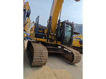 Excavator pe şenile