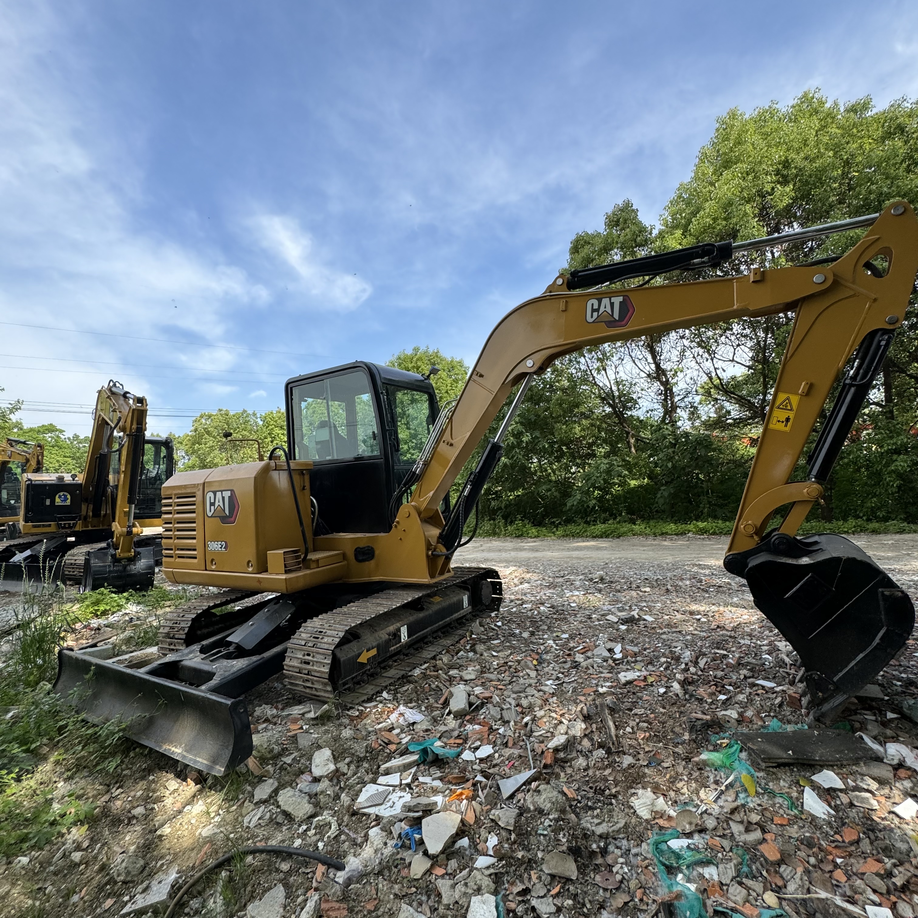 Mini excavator CATERPILLAR 306E2
