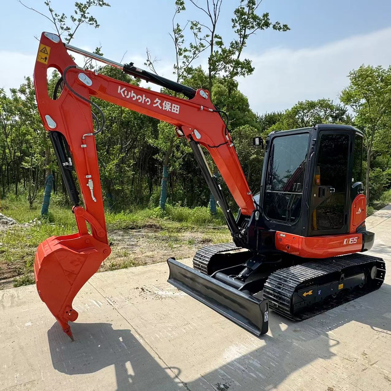 Excavator pe şenile KUBOTA