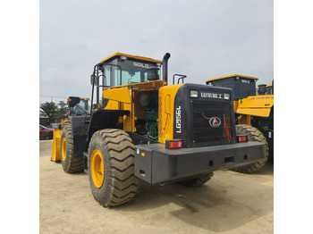 Încărcător frontal pe pneuri SDLG L956F: Foto 4 Încărcător frontal pe pneuri SDLG L956F: Foto 4