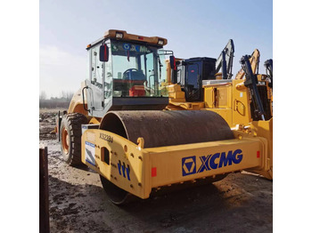 Compactor XCMG XS223J: Foto 4 Compactor XCMG XS223J: Foto 4