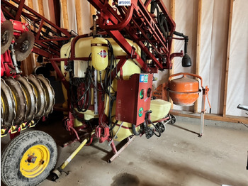 Maşină de erbicidat HARDI