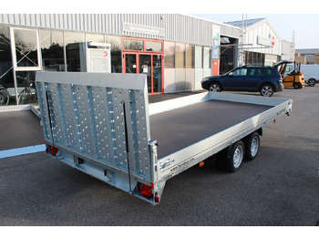 : fotografie din antet