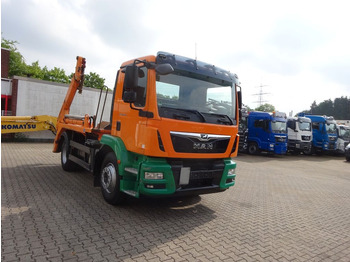 Camion container de gunoi MAN TGM 18.340