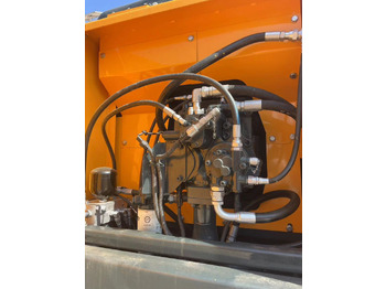 Excavator pe roţi Hyundai 210W-9: Foto 5