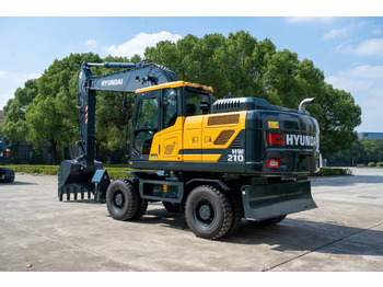 Excavator pe roţi HYUNDAI