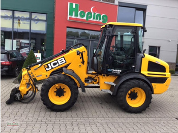 Încărcător frontal pe pneuri JCB TM220