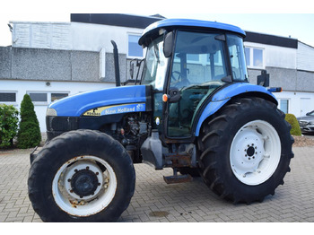 Tractor agricol NEW HOLLAND TD5