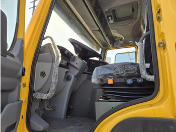 Cap tractor SINOTRUK HOWO: Foto 4 Cap tractor SINOTRUK HOWO: Foto 4