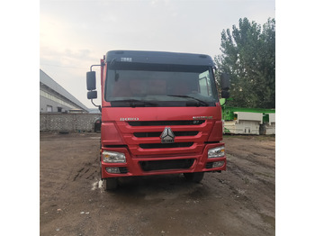 Camion basculantă SINOTRUK HOWO