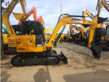 Mini excavator XCMG XE60DA: Foto 4