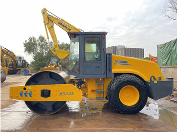 Compactor XCMG XS143