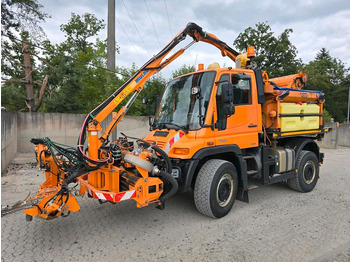 Utilaj deszăpezire UNIMOG U400