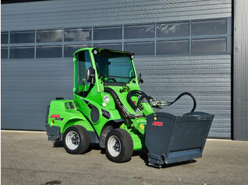 Mini încărcător pe şenile AVANT