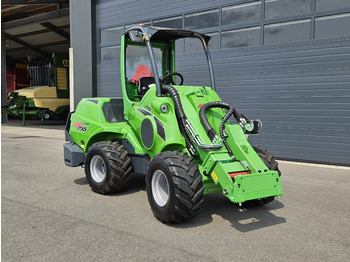 Mini încărcător pe şenile AVANT