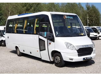 Microbuz IVECO Rapido