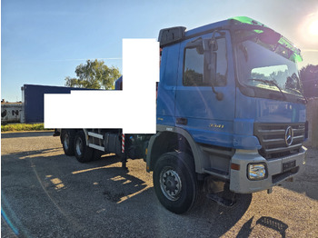 Camion şasiu MERCEDES-BENZ