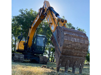 Excavator JCB