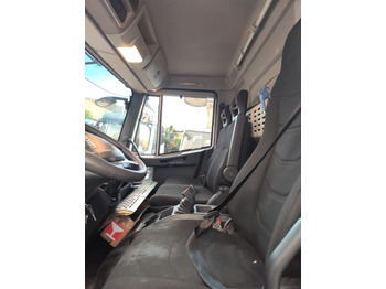 Camion cu macara, Camion basculantă IVECO EUROCARGO 120-210: Foto 4