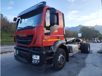 Camion cu cârlig IVECO Stralis