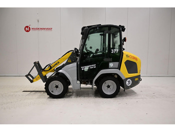 Încărcător frontal pe pneuri KRAMER