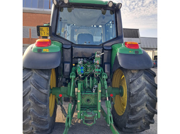 Tractor agricol JOHN DEERE 6230: Foto 4 Tractor agricol JOHN DEERE 6230: Foto 4