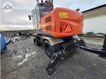 Excavator pe roţi Hitachi ZX 140 W-3 Med vagn och redskap!: Foto 2 Excavator pe roţi Hitachi ZX 140 W-3 Med vagn och redskap!: Foto 2