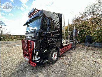 Camion forestier VOLVO FH