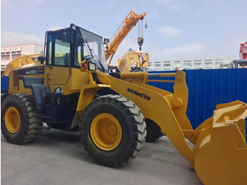 Încărcător frontal pe pneuri KOMATSU WA320-5