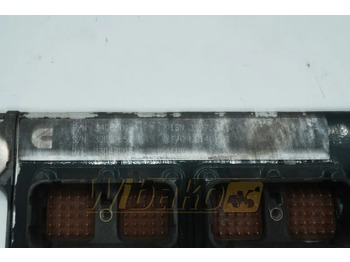 Calculator de bord pentru Utilaje constructii Cummins 3408501: Foto 2 Calculator de bord pentru Utilaje constructii Cummins 3408501: Foto 2