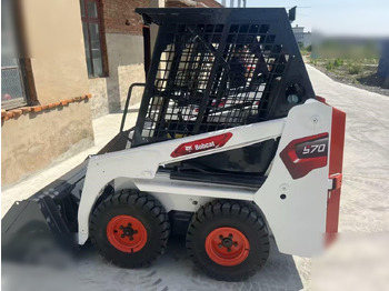 Mini încărcător BOBCAT S70