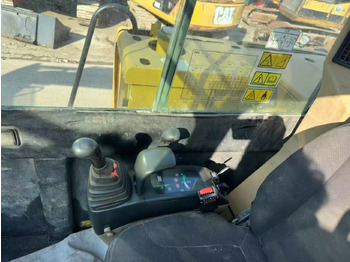 Excavator pe şenile CATERPILLAR 307D: Foto 5