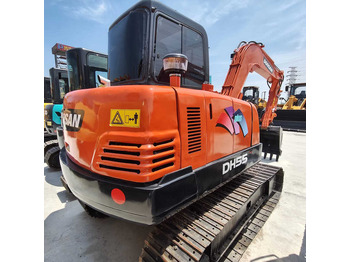 Excavator pe şenile DOOSAN DH55