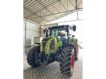 Tractor agricol CLAAS Arion 440