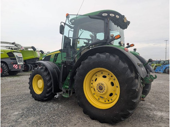 John Deere 7230 R în leasing John Deere 7230 R: Foto 4 John Deere 7230 R în leasing John Deere 7230 R: Foto 4