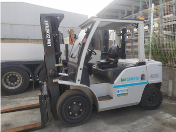 Stivuitor diesel UNICARRIERS