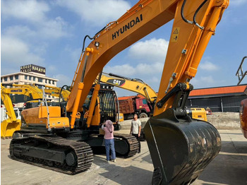 Excavator pe şenile HYUNDAI