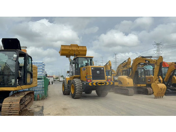 Încărcător frontal pe pneuri XCMG ZL50GN: Foto 3